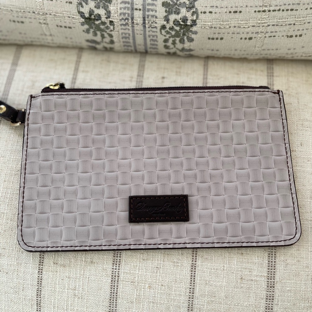 Dooney & Bourke Wristlet - Oyster